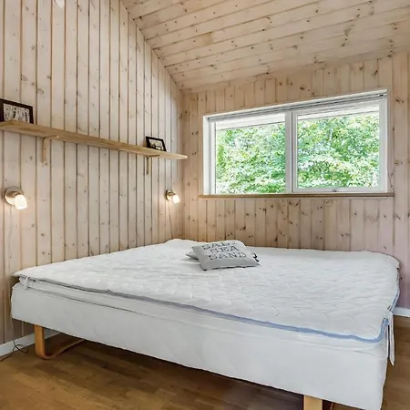 Beautiful Home In Ebeltoft With Wifi *